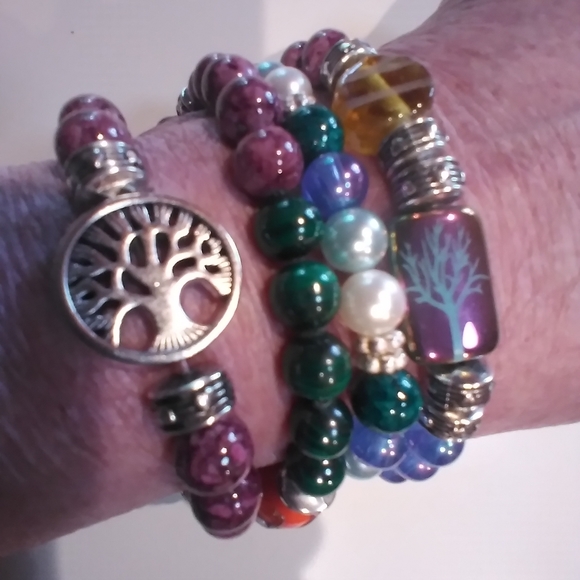 Boho Tree of Life Stretch Bead Bracelets 🌼 - Picture 2 of 10